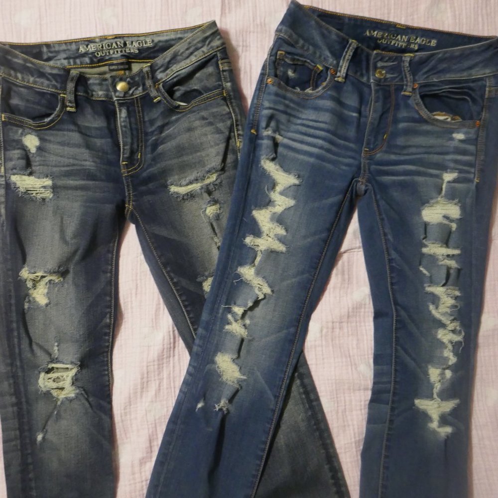 Bundle Lot 2 American Eagle Destroyed Distressed Crop Jeans Sz 4